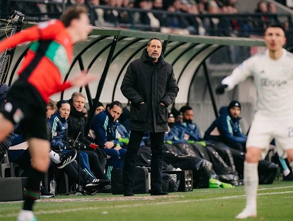 Ajax wint nipt bij NEC 1-2