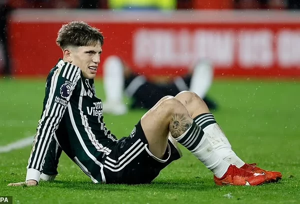Manchester United sluit jaar teleurstellend af