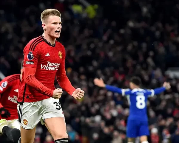 Manchester United wint Manchester City verliest