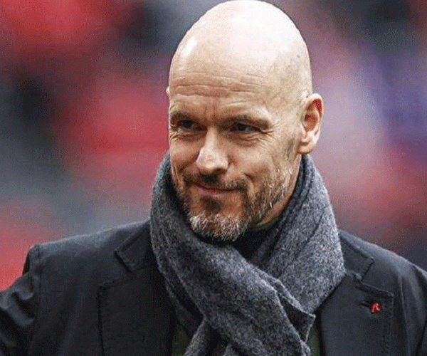 Erik ten Hag blijft trainer van Manchester United
