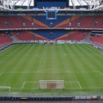 Wie kroont zich tot kampioen in de Eredivisie 2024-2025?